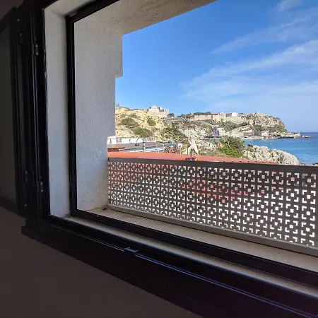Cala Delle Arene * San Domino